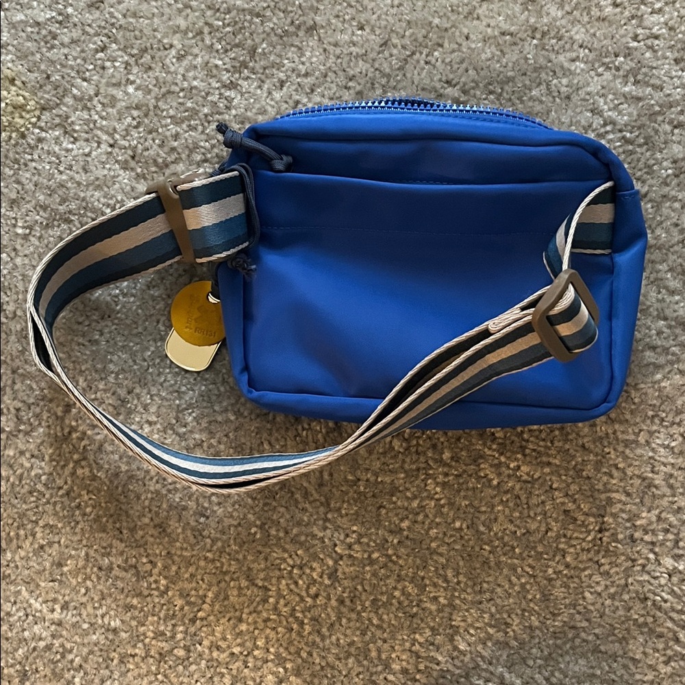 R Riveter belt bag - Picture 3 of 4